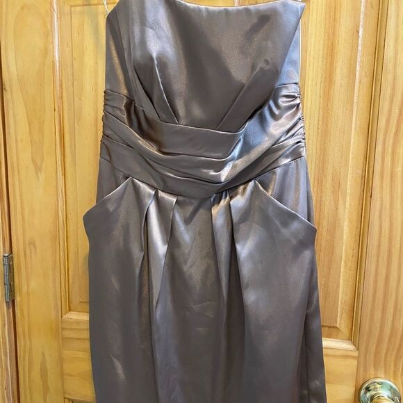 David’s Bridal size 10 short bridesmaids dress beautiful mushroom brown color - Picture 1 of 8